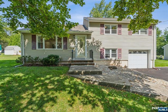 62 Bryant Drive Livingston, NJ House Sold - Photo 1 of 1. Opens carousel modal
