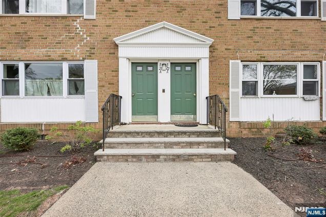 172 Evergreen Road Unit 22A Edison, NJ Condo Active - Photo 1 of 13. Opens carousel modal