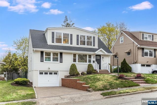 26 Donna Drive Bloomfield, NJ House Sold - Photo 1 of 1. Opens carousel modal