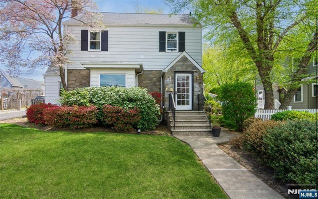103 W Passaic Avenue