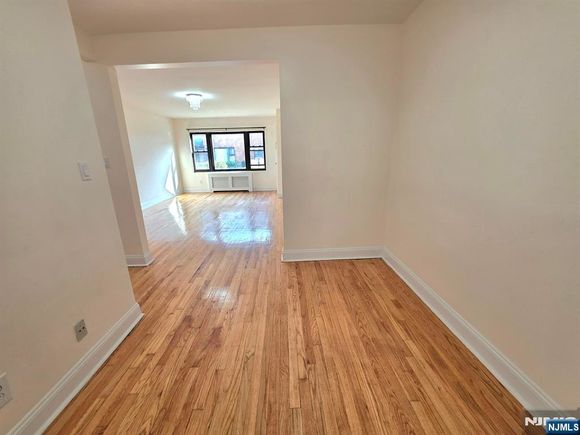 2173C N Central Road Unit C