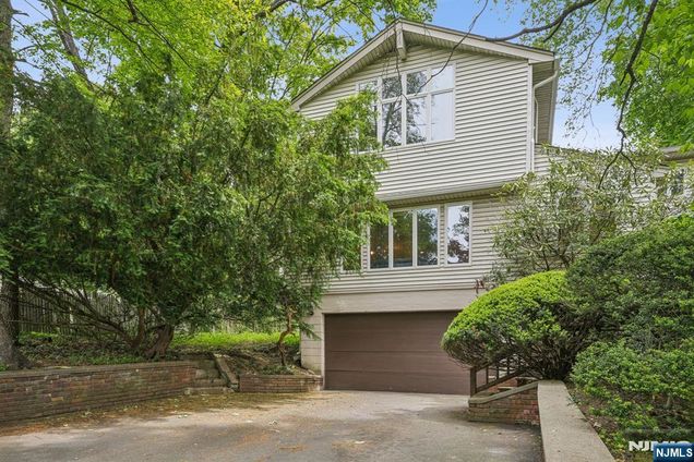 53 Sunset Terrace