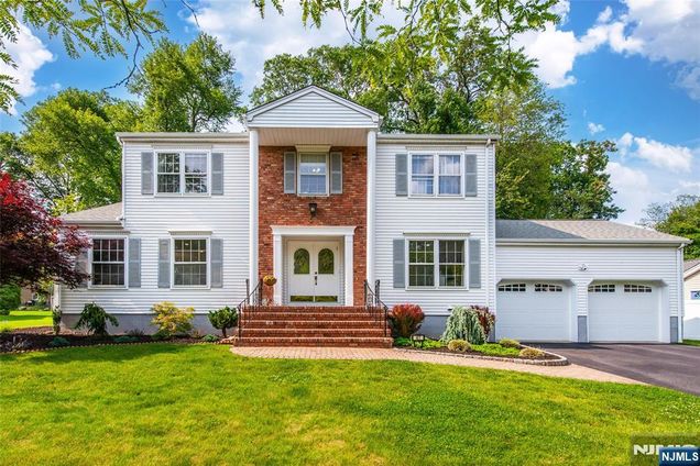 47 Robin Hood Way