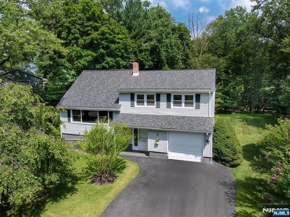 287 Momar Drive Ramsey, NJ House Active - Photo 1 of 20. Opens carousel modal