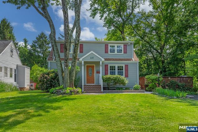 117 Midvale Avenue