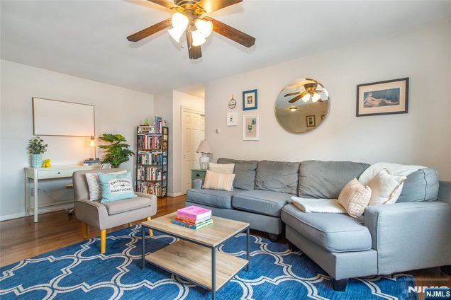 511 Franklin Avenue Unit C3