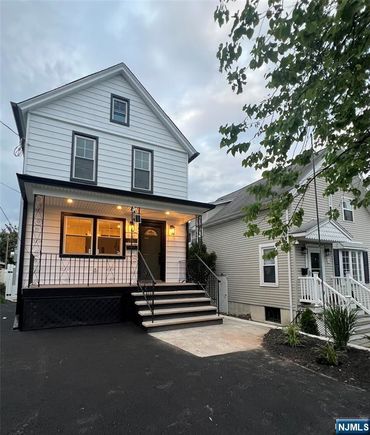 111 Autumn Street