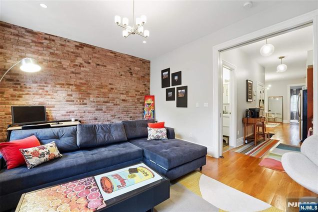275 5th Street Unit 2