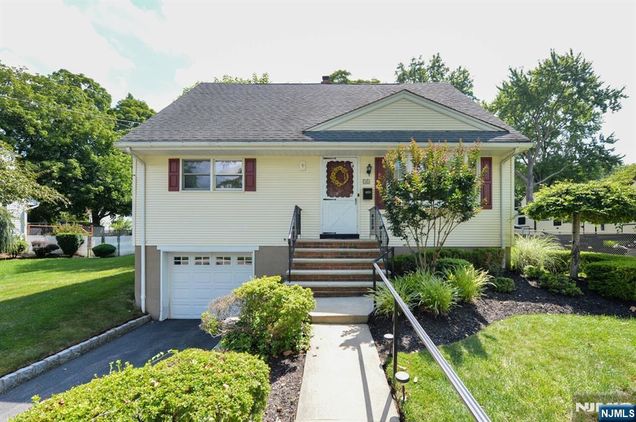21 Wareham Road Dumont, NJ House Active - Photo 1 of 27. Opens carousel modal