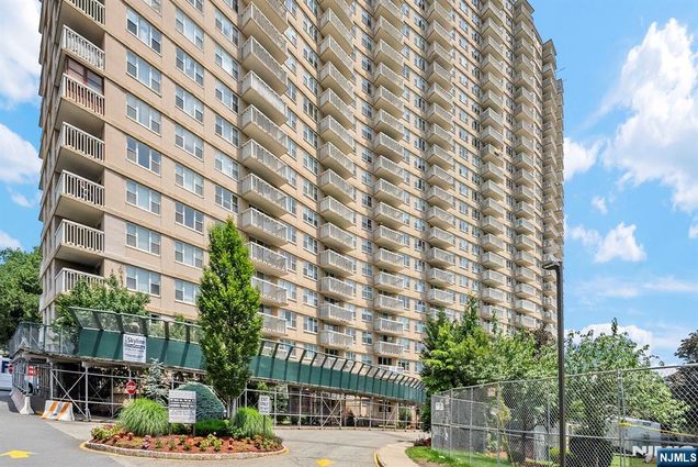 555 North Avenue Unit 23G Fort Lee, NJ Condo Active - Photo 1 of 20. Opens carousel modal