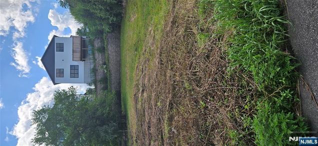 38 N Railroad Avenue Mahwah, NJ Plot of land Active - Photo 1 of 3. Opens carousel modal