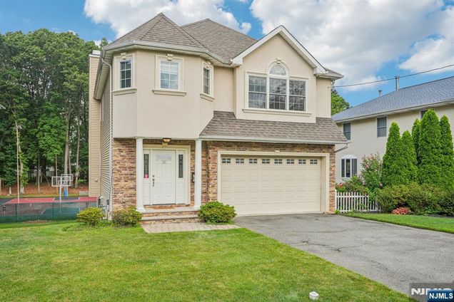 32 Spruce Avenue