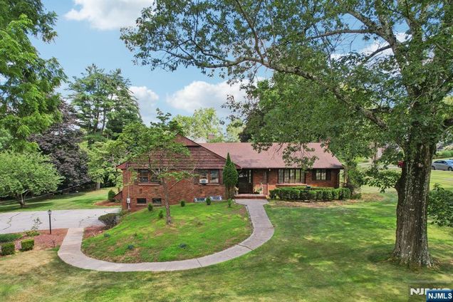 775 Colonial Road Franklin Lakes, NJ House Active - Photo 1 of 45. Opens carousel modal