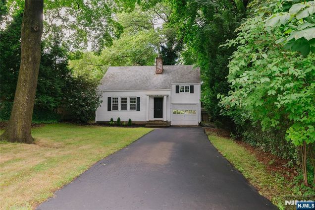 11 S Monroe Street Ridgewood, NJ House Active - Photo 1 of 32. Opens carousel modal