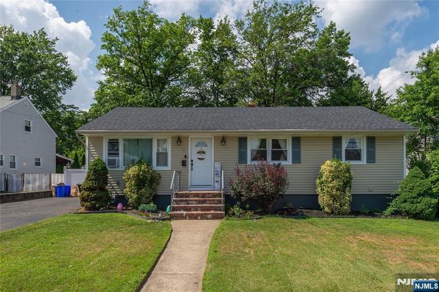 527 Lyster Avenue Saddle Brook, NJ House Active - Photo 1 of 25. Opens carousel modal
