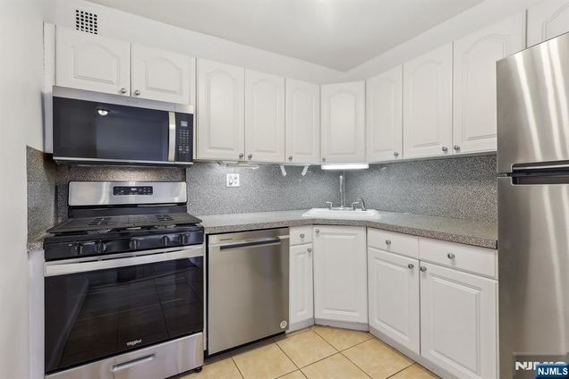2100 Linwood Avenue Unit 2G Fort Lee, NJ Condo Active - Photo 1 of 29. Opens carousel modal