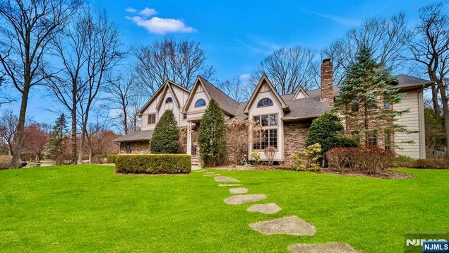 717 Ashmont Road Franklin Lakes, NJ House Active - Photo 1 of 50. Opens carousel modal