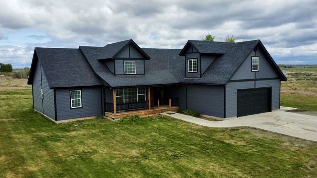 166 Eric Rd