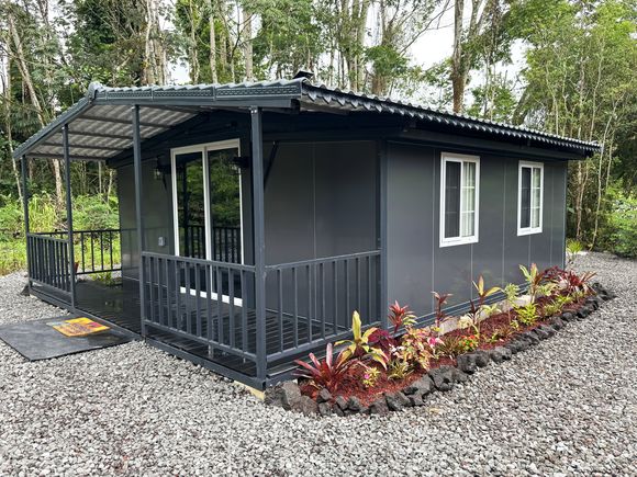 15 594 S Puni Mauka Loop