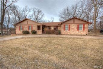 11355 Edwards Avenue Maryland Heights, MO House Sold - Photo 1 of 24. Opens carousel modal