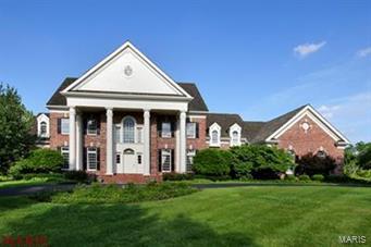 1120 Highland Pointe Drive Town and Country, MO House Sold - Photo 1 of 34. Opens carousel modal