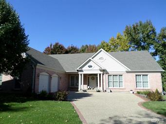 1304 Oaktree Estates Lane Chesterfield, MO Condo Sold - Photo 1 of 56. Opens carousel modal