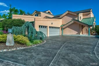 1508 Sommet Place St Louis, MO Condo Sold - Photo 1 of 76. Opens carousel modal