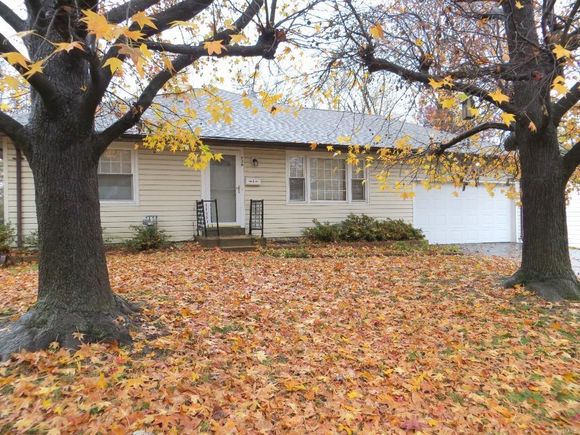 936 Poinsetta Lane St Louis, MO House Sold - Photo 1 of 25. Opens carousel modal