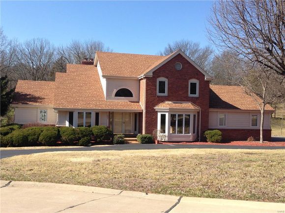 27 Maclane St Louis, MO House Sold - Photo 1 of 38. Opens carousel modal