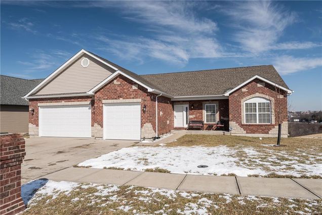 4331 Ventura Place Mehlville, MO House Sold - Photo 1 of 42. Opens carousel modal