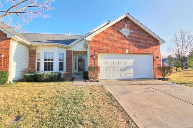 1387 Kensington Way Drive Ellisville, MO Condo Sold - Photo 1 of 33. Opens carousel modal