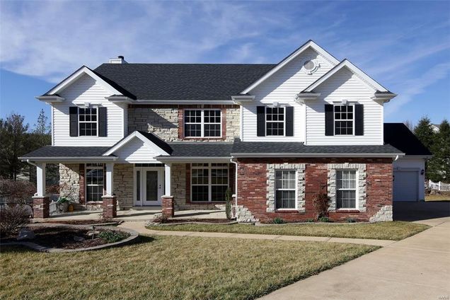 2517 Barrett Glen Court Ballwin, MO House Sold - Photo 1 of 25. Opens carousel modal
