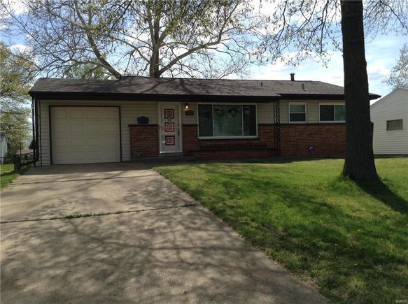 33 Tamma Lane Hazelwood, MO House Sold - Photo 1 of 18. Opens carousel modal