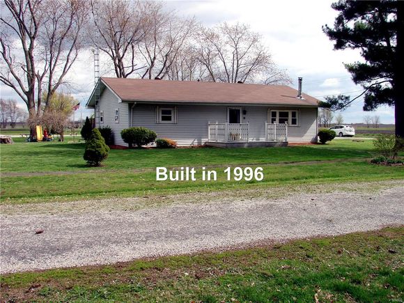 41 S Virden Nilwood, IL House Sold - Photo 1 of 30. Opens carousel modal