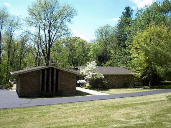 750 Carrico Road Florissant, MO House Sold - Photo 1 of 75. Opens carousel modal