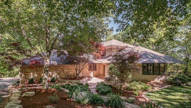 5 Rockwood Forest View Wildwood, MO House Sold - Photo 1 of 62. Opens carousel modal