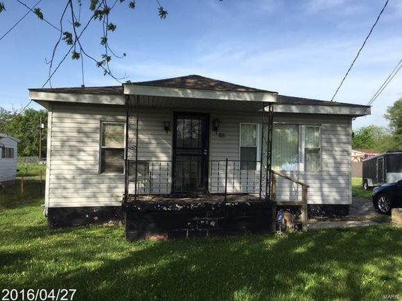 122 Roosevelt Madison, IL House Sold - Photo 1 of 1. Opens carousel modal