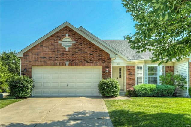 1355 Kensington Way Drive Ellisville, MO Condo Sold - Photo 1 of 32. Opens carousel modal
