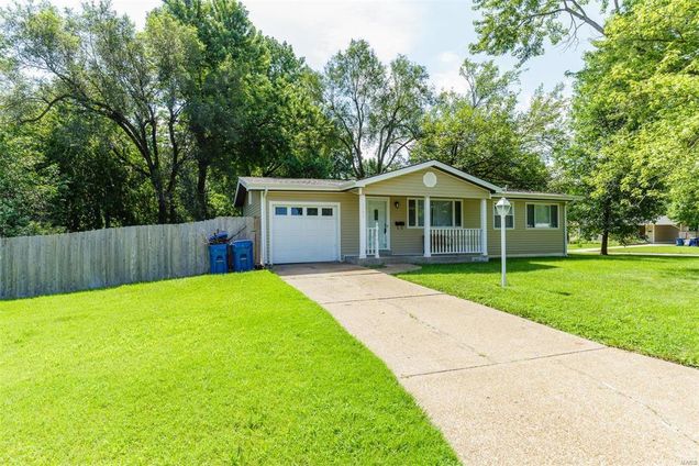8002 Canisius Lane Hazelwood, MO House Sold - Photo 1 of 49. Opens carousel modal