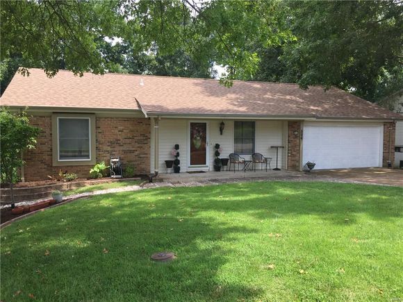 504 Forest Run Eureka, MO House Sold - Photo 1 of 27. Opens carousel modal