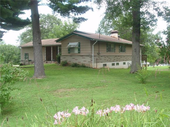 352 Cerny Avenue Eureka, MO House Sold - Photo 1 of 29. Opens carousel modal