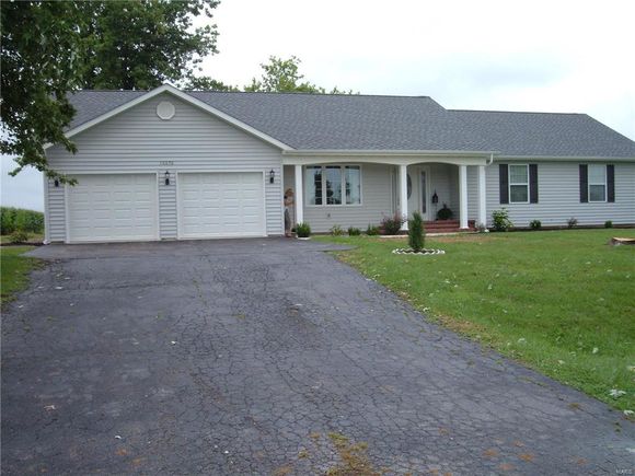 15575 State Route 127 Nashville, IL House Sold - Photo 1 of 20. Opens carousel modal