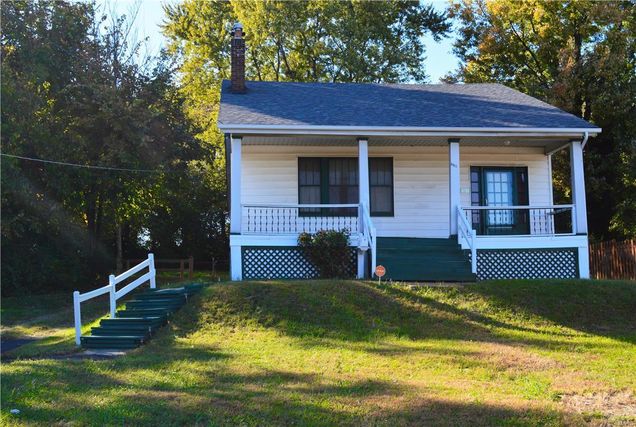 8911 Scottdale Avenue St Louis, MO House Sold - Photo 1 of 28. Opens carousel modal
