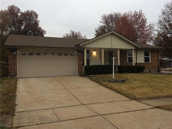 #MIS16081787 St Louis, MO House Sold - Photo 1 of 18. Opens carousel modal