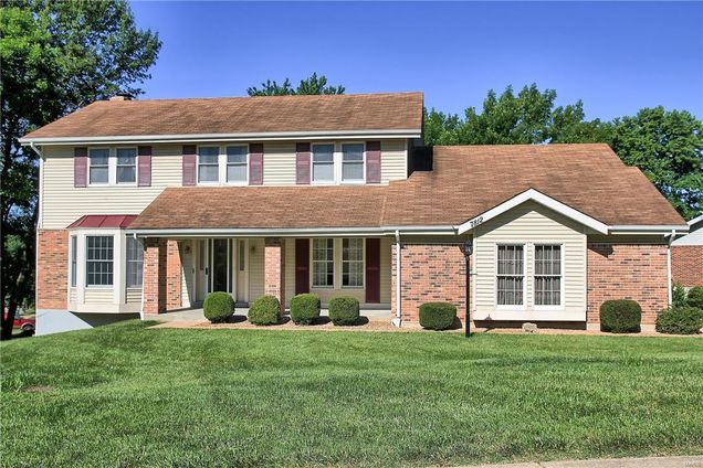 7812 Cardinal Ridge Court Shrewsbury, MO House Sold - Photo 1 of 25. Opens carousel modal