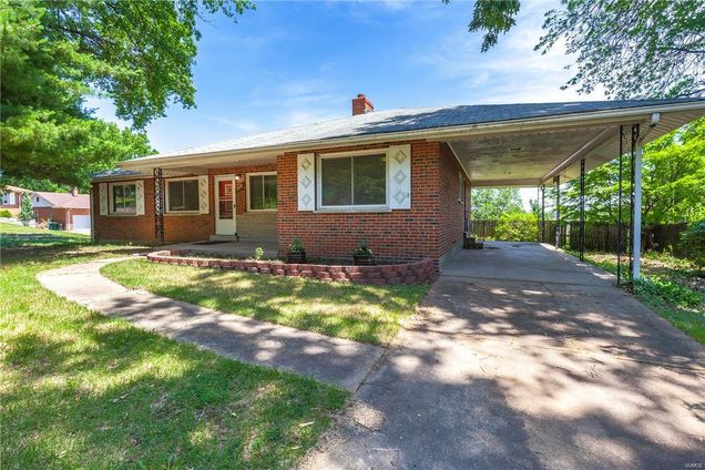 2425 Center Avenue St Louis, MO House Sold - Photo 1 of 31. Opens carousel modal