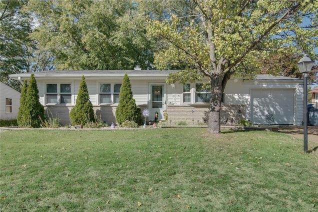 3061 Sedan Dr St Louis, MO House Sold - Photo 1 of 19. Opens carousel modal