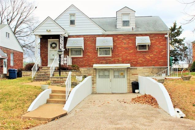 27 Lemay Gardens Drive St Louis, MO House Sold - Photo 1 of 28. Opens carousel modal