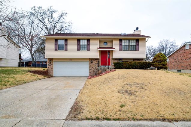 423 Springwood Place Florissant, MO House Sold - Photo 1 of 22. Opens carousel modal