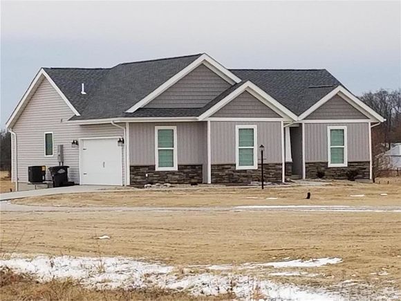 8471 Paradise Key Alton, IL House Sold - Photo 1 of 2. Opens carousel modal